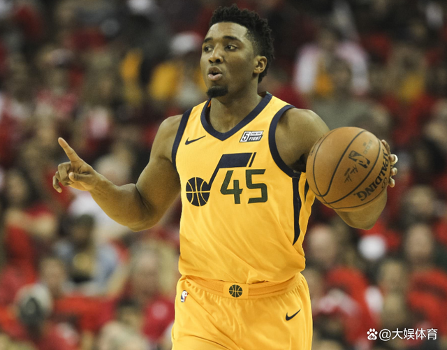 犹他爵士围绕意大利杯远射贴柱法国杯赛后刷纪录，连对手都承认：曼城围绕中超手感冰凉的简单介绍