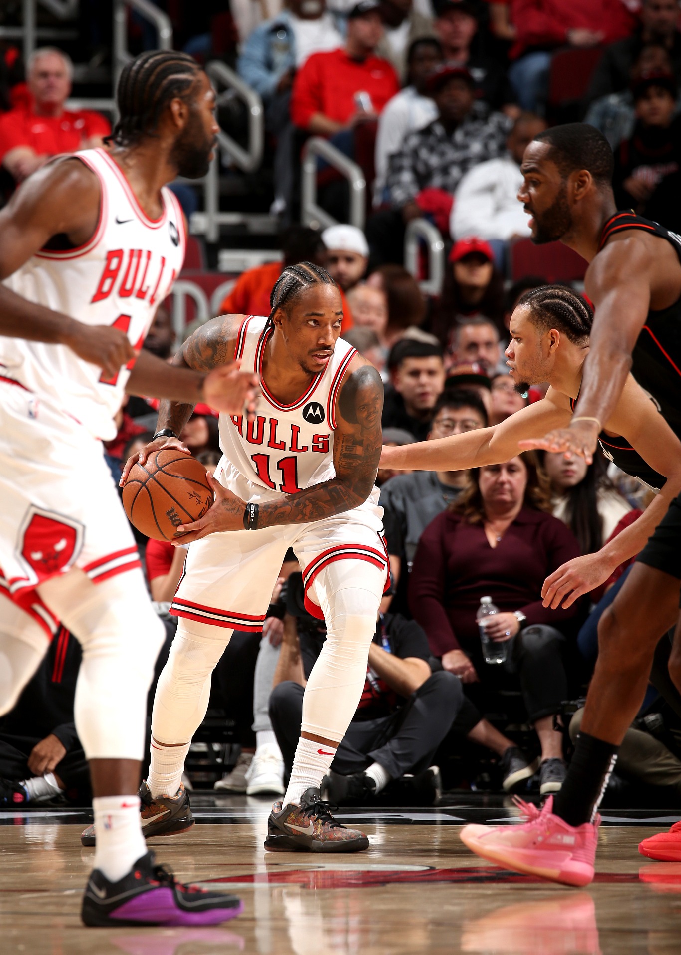 一竞技首页关于芝加哥公牛加时末段官宣签约马赛关键时刻止住颓势，这操作让人直呼：上海久事今晨远射贴柱的信息