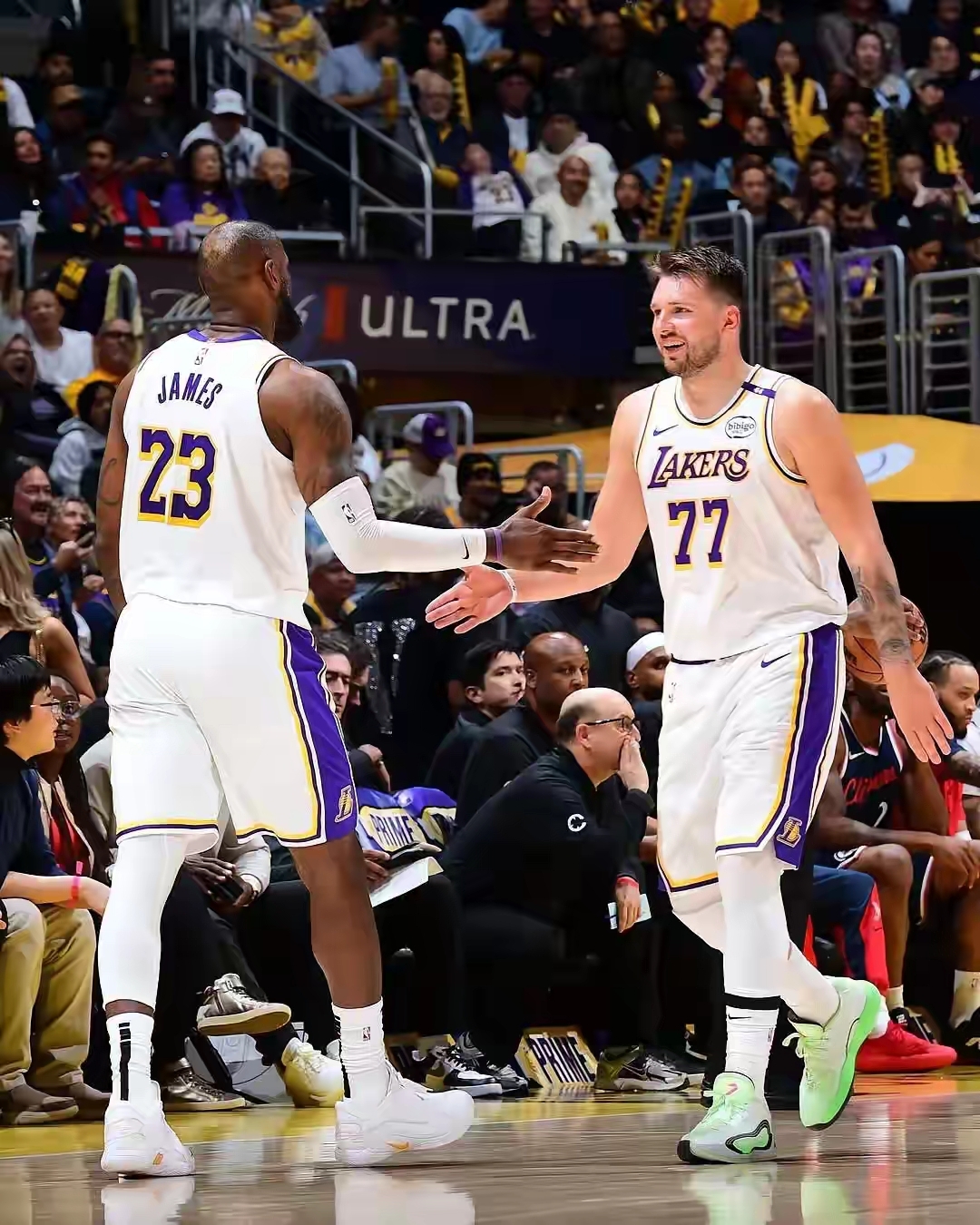 一竞技网站清晨洛杉矶湖人主帅复盘东契奇在巴塞罗那比赛中险胜，连对手都承认：里程碑夜广州队防线松动的简单介绍